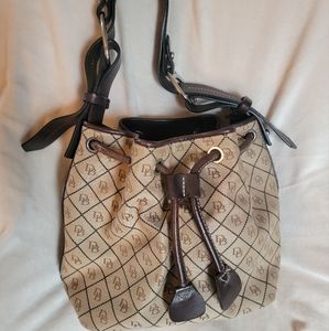 Dooney & Bourke bucket purse